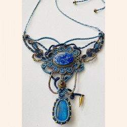 Collier  Micro Macramé pierre Lapis Lazuli et Labradorite bleu