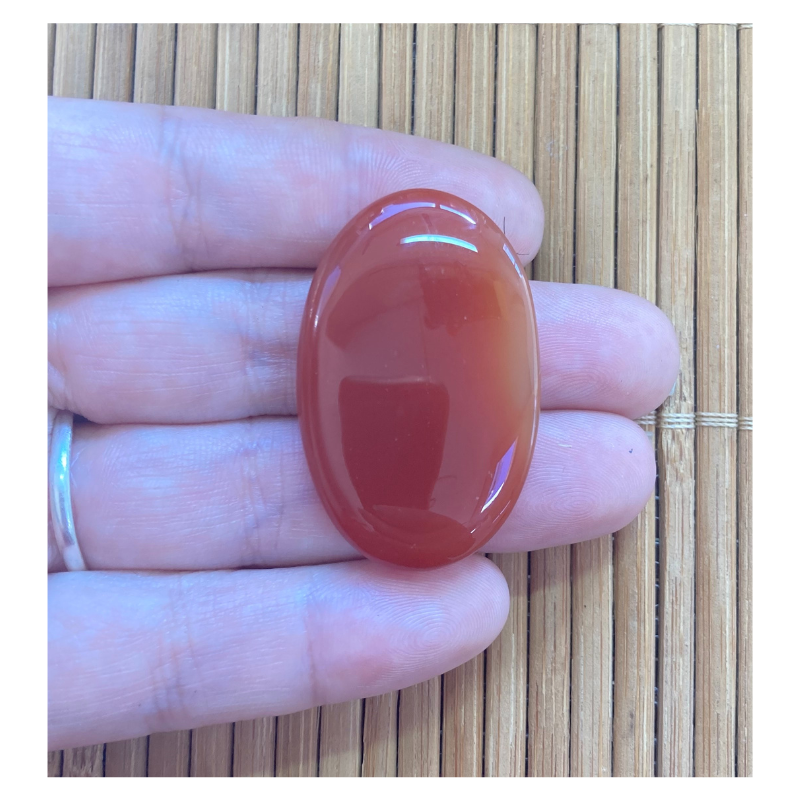Pierre Cornaline Cabochon