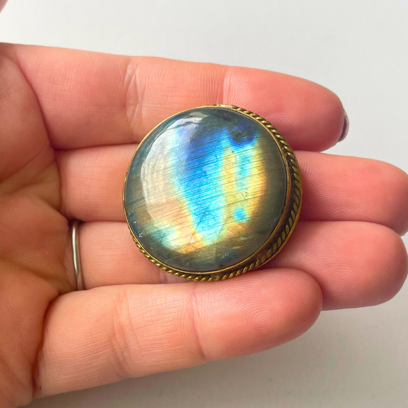 labradorite ronde rainurée